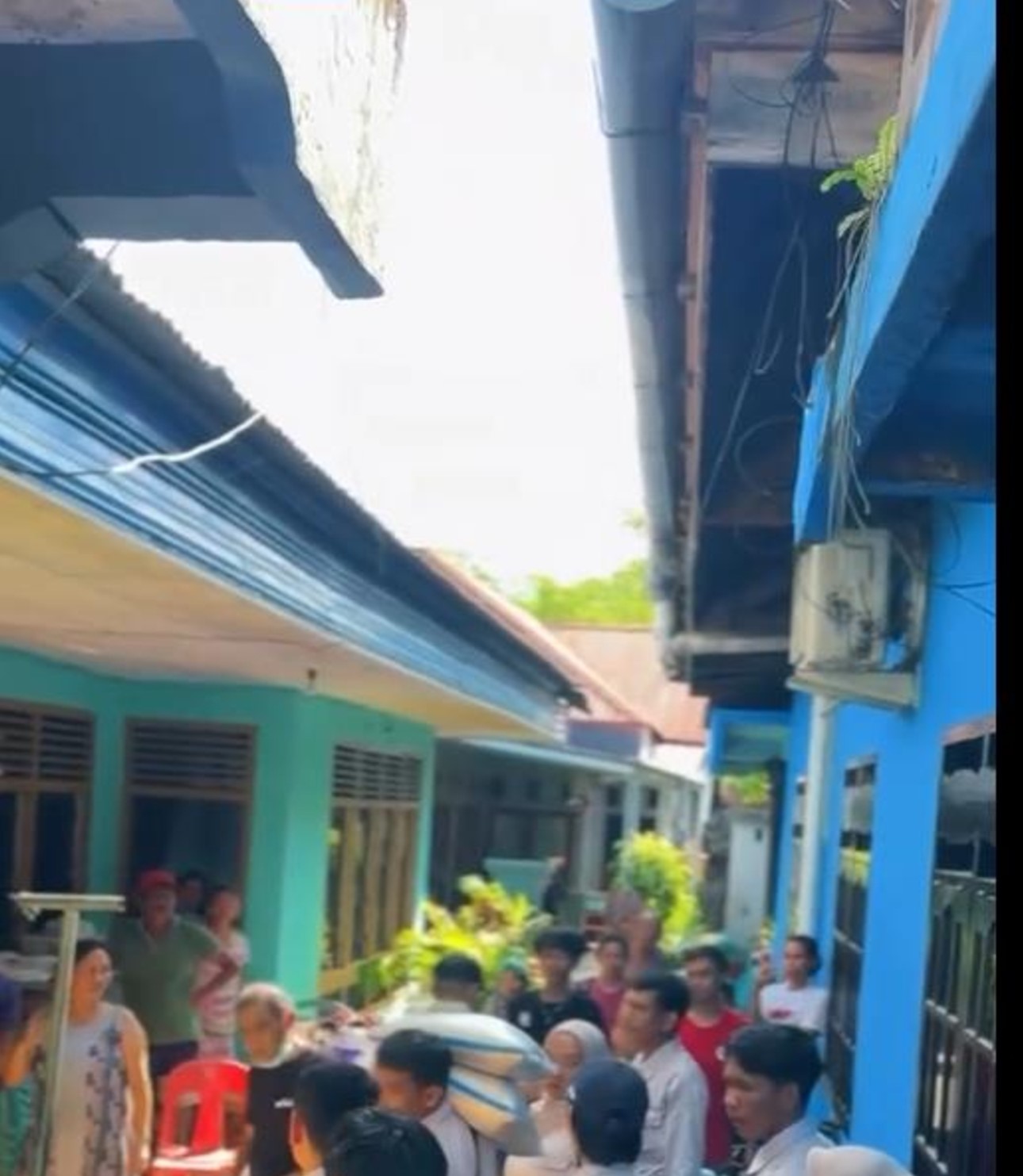 Penyaluran Bantuan Logistik Korban Kebakaran